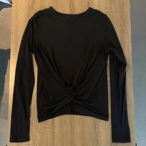 Lululemon Crescent Long Sleeve Twist Tee